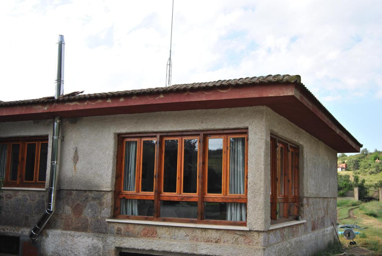 Finca Arroyo Del Valle San Andrés del Rabanedo Екстериор снимка